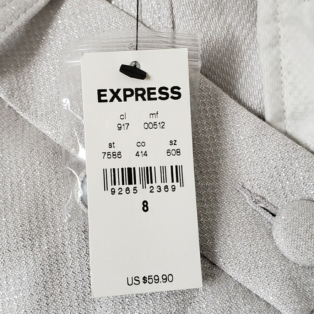 Express Shorts - Picture 2 of 2